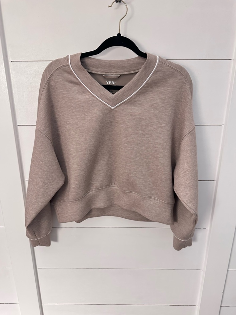 YPB S V Neck tan white stripe quiet luxury activewear stretchy sweatshirt casual - Picture 3 of 16
